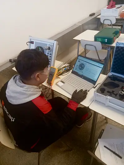 8f998053-155b-40e8-bc8a-c43e7c67b024